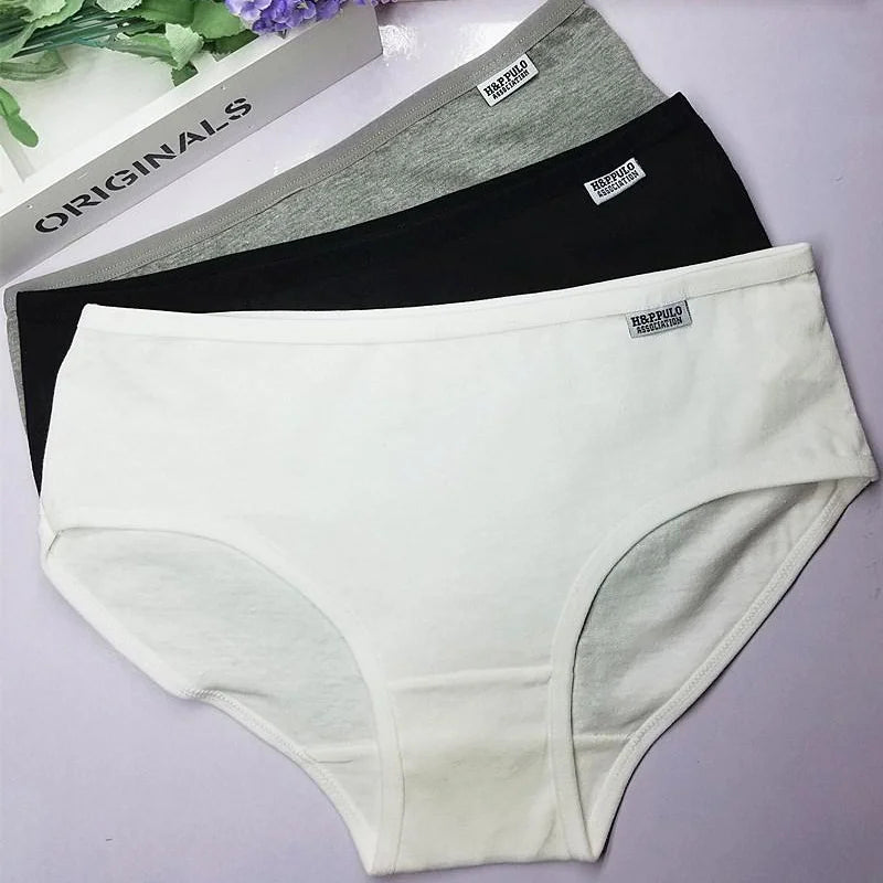 Plus Size Cotton Underwear for Women – Sexy Briefs in Solid Design 5 pieces from Amoura Elegance