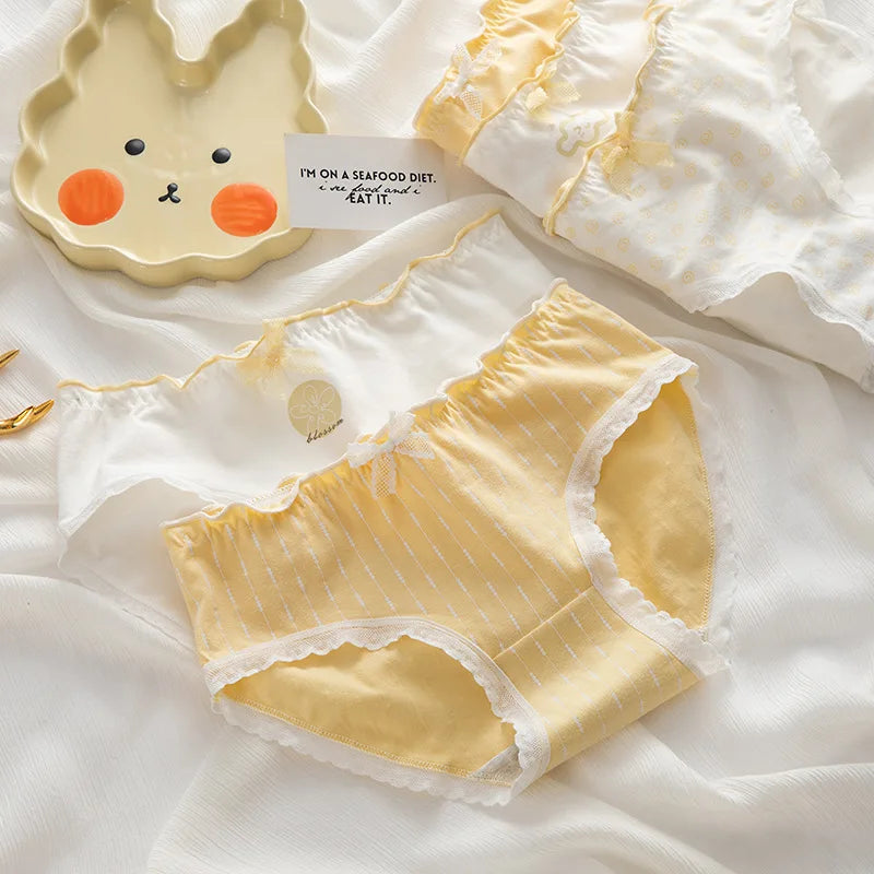 5-Piece Women's Cotton Briefs Set with Cute Big Red Bow - Soft, Breathable, and Stylish Underwear from Amoura Elegance