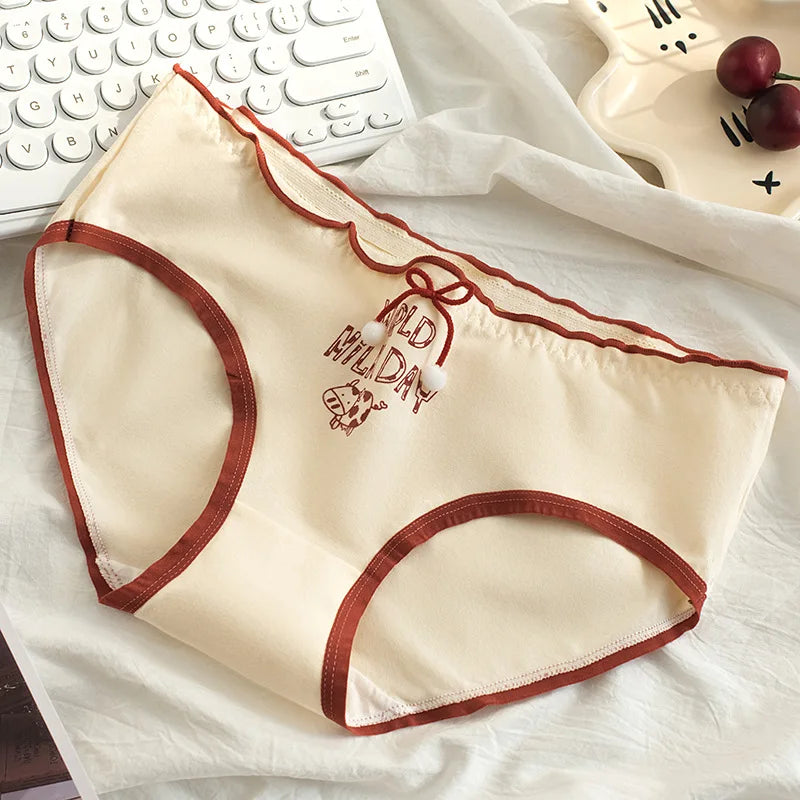 Amoura Elegance 5-Piece Women's Cute Cow Print Cotton Underwear Set - Mid-Waist, Plus-Size Lingerie Briefs