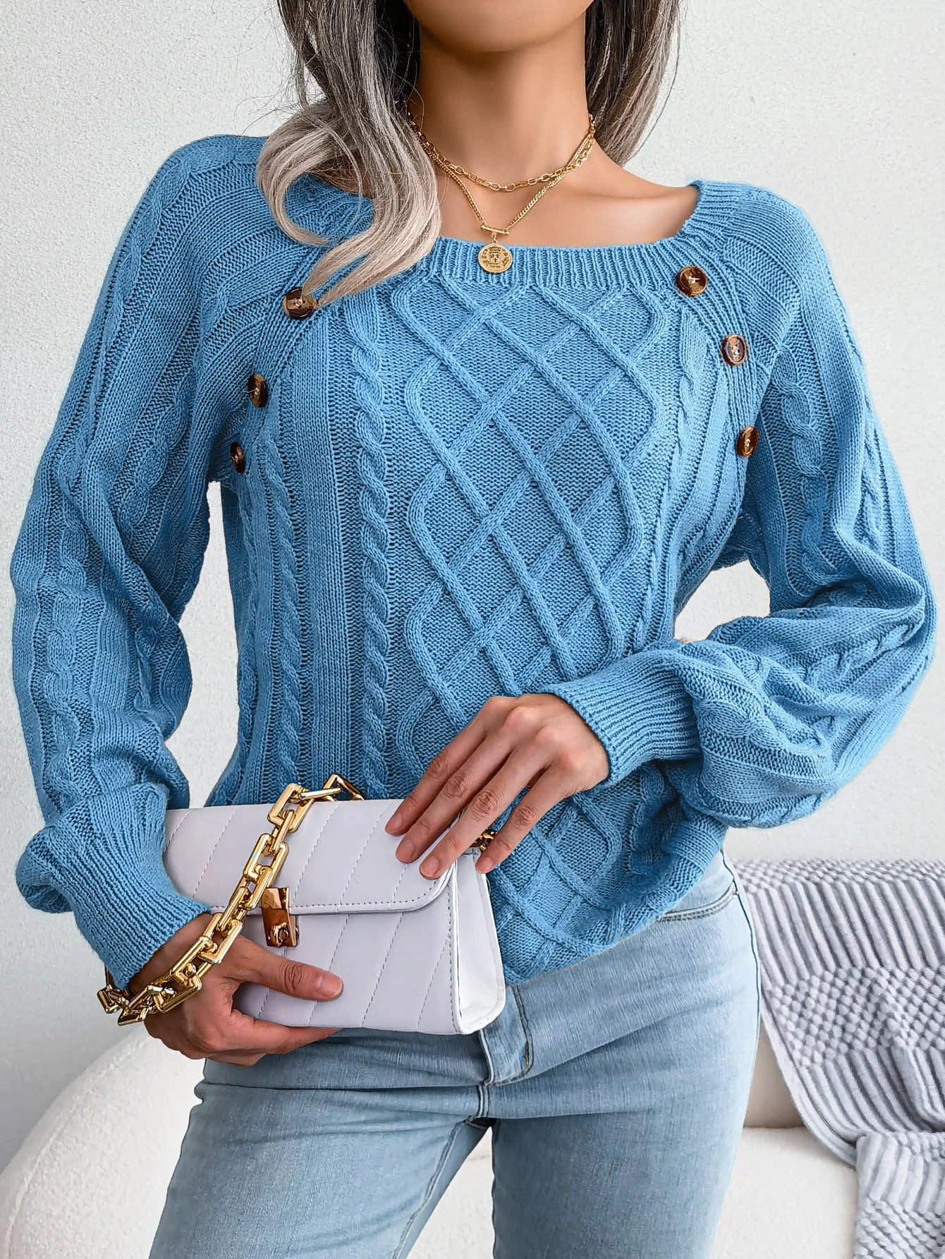 Amoura Elegance Women's 2024 Autumn/Winter Casual Square Collar Nail Buckle Twist Knitted Pullover Sweater – Chic & Cozy Knitwear