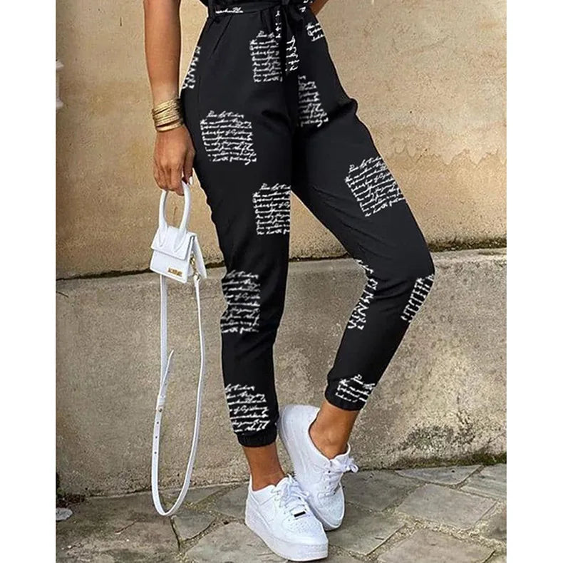 Amoura Elegance European & American Women's Casual Lapel Buckle Printed Belt Cargo Jumpsuit – Stylish Utility Fashion