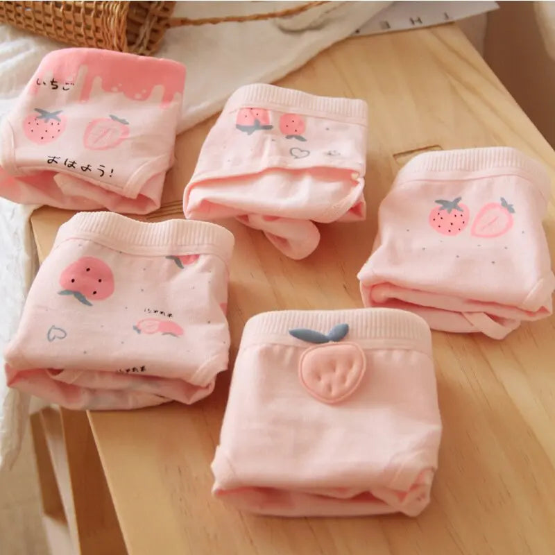 Amoura Elegance 5-Piece Women's Cotton Panties Set - Cute Peach Strawberry Design, Breathable Mid-Waist Briefs