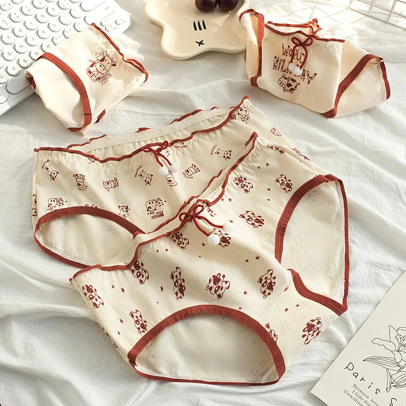Amoura Elegance 5-Piece Women's Cute Cow Print Cotton Underwear Set - Mid-Waist, Plus-Size Lingerie Briefs