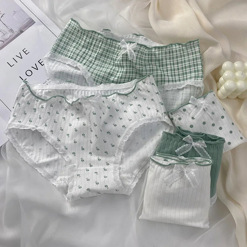 Amoura Elegance 5PCS Cute Print Cotton Intimates – Middle-Waist Women’s Panties