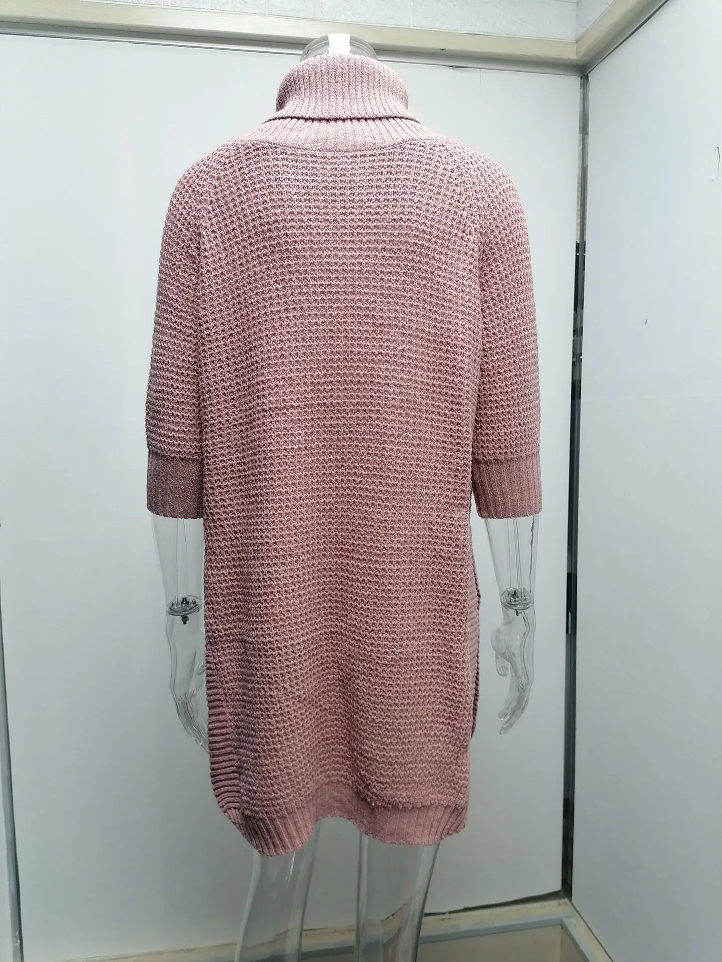 "Amoura Elegance Women's Autumn Winter Turtleneck Sweater – Casual European & American Knitwear for Stylish Comfort"