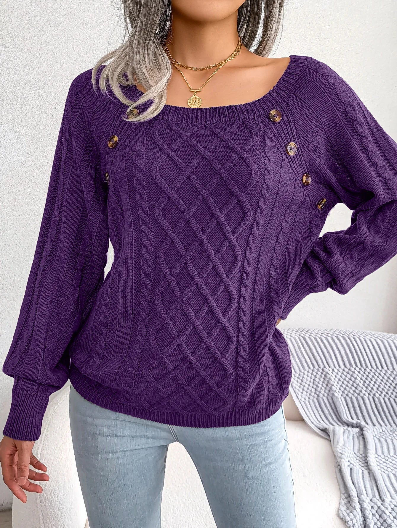 Amoura Elegance Women's 2024 Autumn/Winter Casual Square Collar Nail Buckle Twist Knitted Pullover Sweater – Chic & Cozy Knitwear