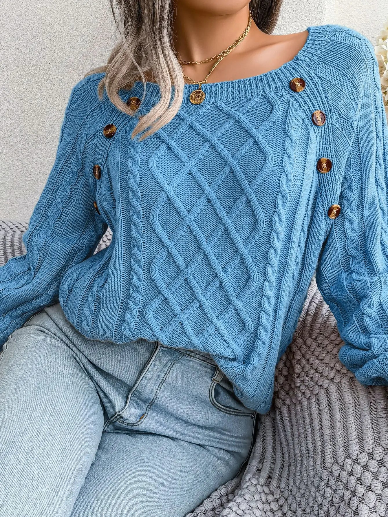 Amoura Elegance Women's 2024 Autumn/Winter Casual Square Collar Nail Buckle Twist Knitted Pullover Sweater – Chic & Cozy Knitwear