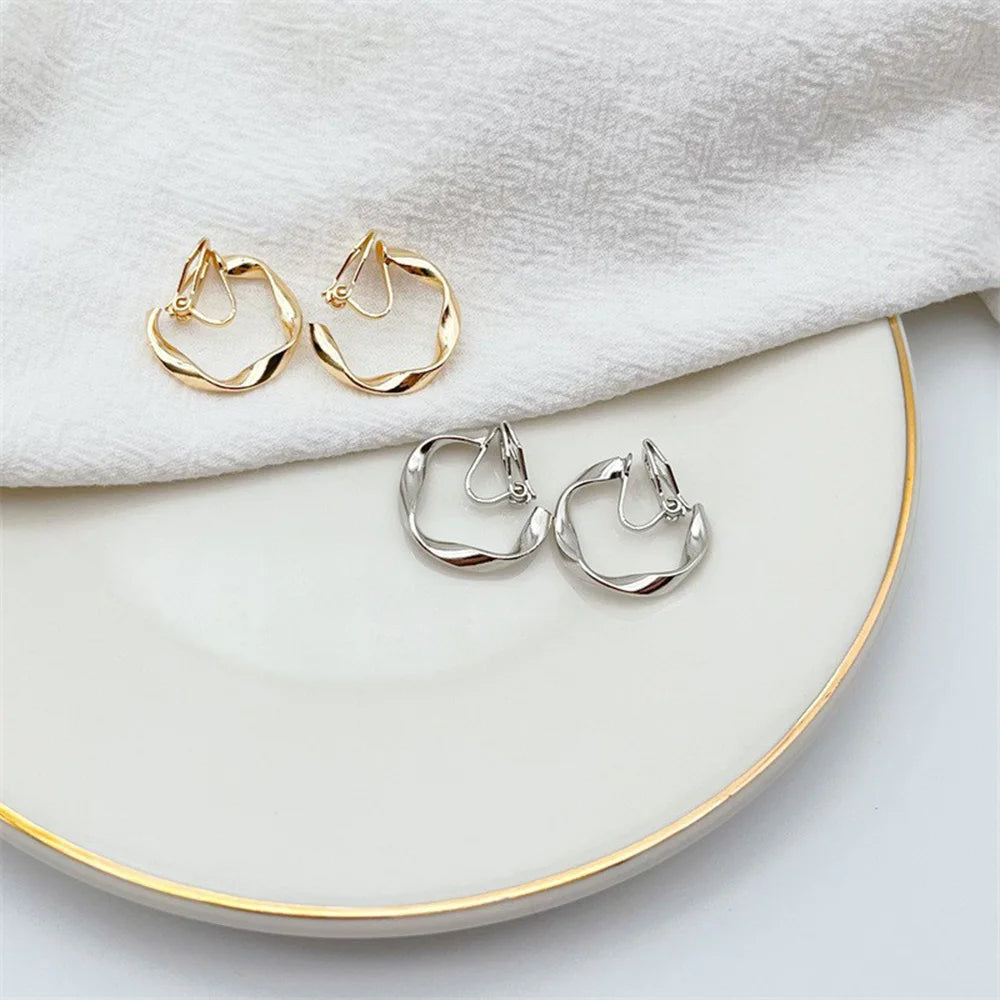 "Amoura Elegance Irregular Geometric Twisted Ear Clip Earrings for Women | Minimalist Non-Pierced Earcuffs, Metal Jewelry"