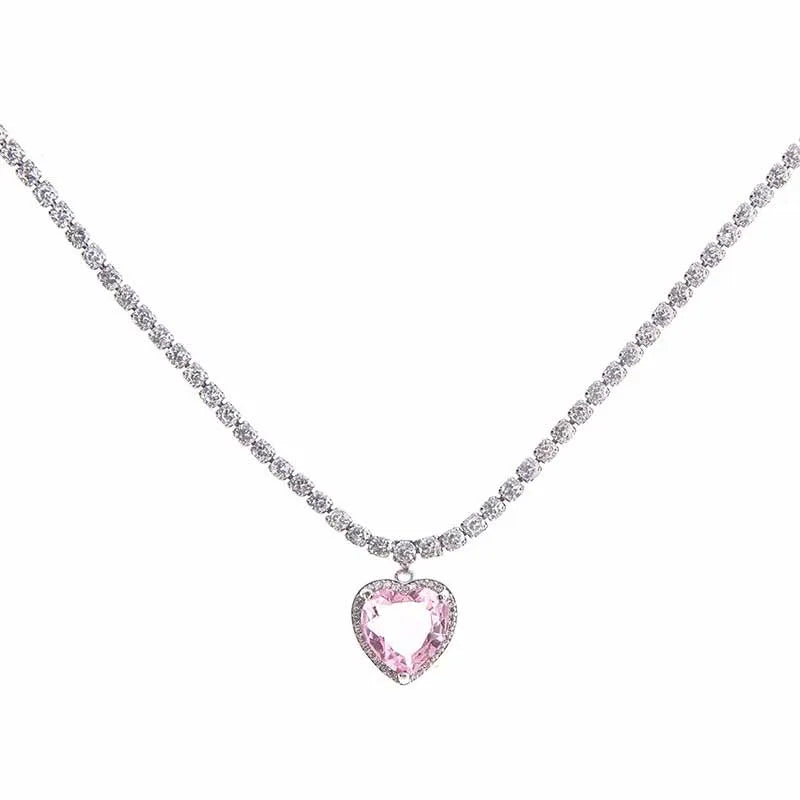 "AmouraElegance Pink Heart Pendant Necklace for Women | Rhinestone Clavicle Choker, Cute Crystal Moonstone Jewelry Gift for Lovers"