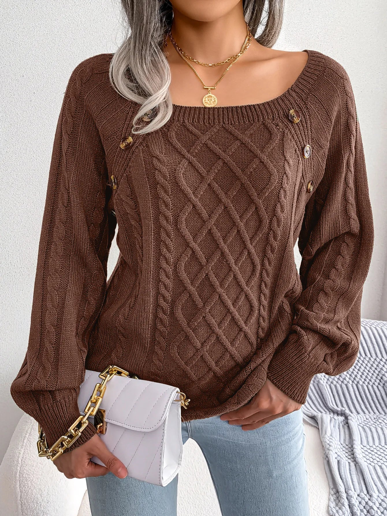Amoura Elegance Women's 2024 Autumn/Winter Casual Square Collar Nail Buckle Twist Knitted Pullover Sweater – Chic & Cozy Knitwear