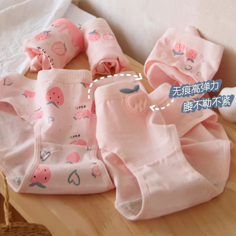 Amoura Elegance 5-Piece Women's Cotton Panties Set - Cute Peach Strawberry Design, Breathable Mid-Waist Briefs