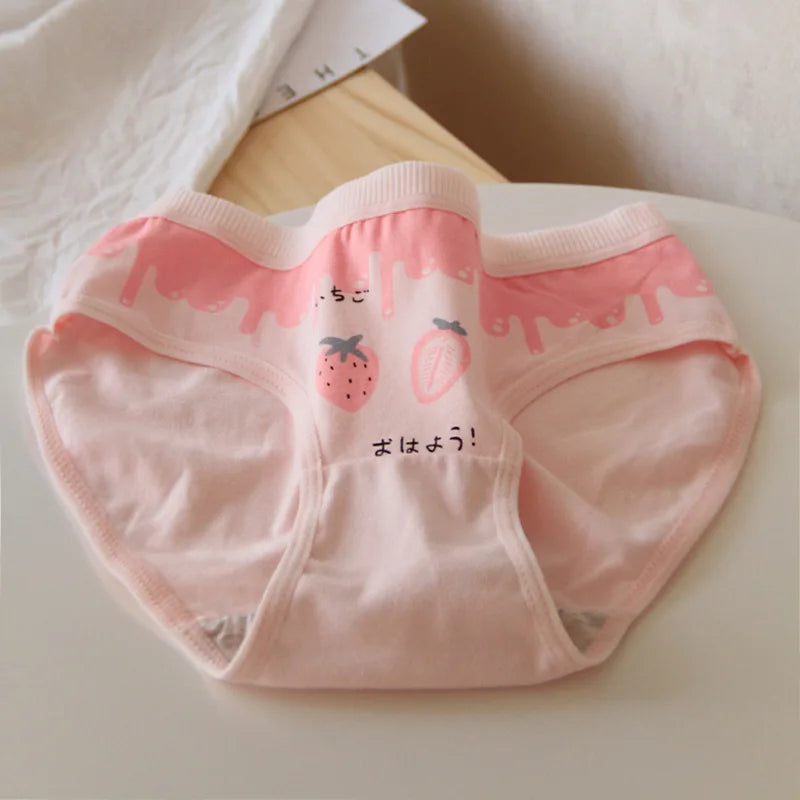 Amoura Elegance 5-Piece Women's Cotton Panties Set - Cute Peach Strawberry Design, Breathable Mid-Waist Briefs