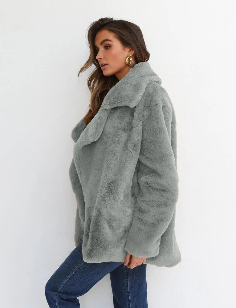 "Amoura Elegance Women's Plush Lapel Slim-Fit Jacket – European & American Fashion Sexy Autumn/Winter Outerwear for Stylish Comfort"