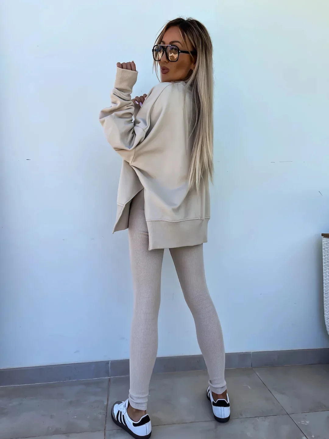 Amoura Elegance Women's Two-Piece Suit – Spring Casual Hoodie and Slim-Fit Trousers Set