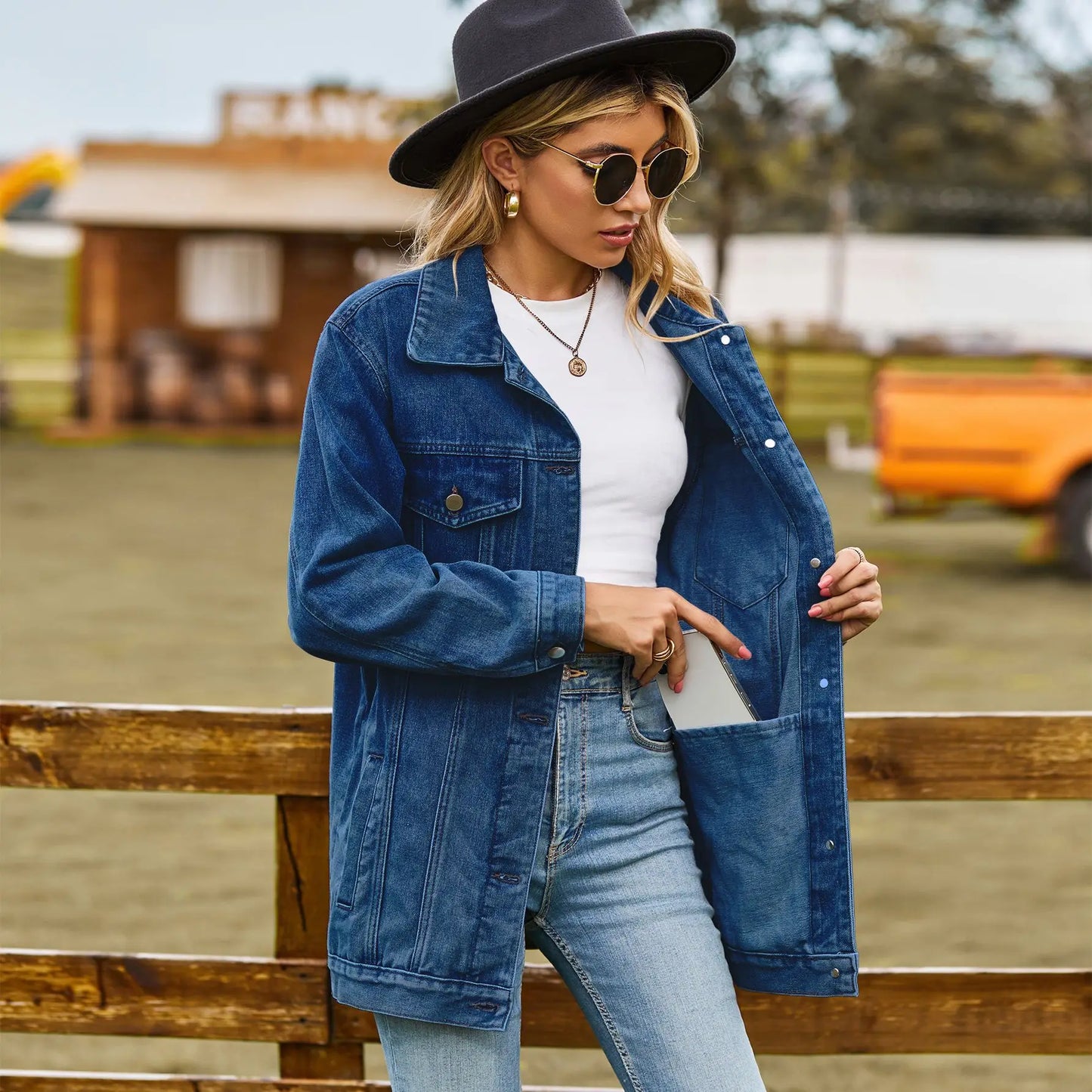 Amoura Elegance Women's Vintage Denim Jacket – Loose Lapel Single-Breasted Cardigan Coat for Autumn Winter Casual Commuter Style 2023