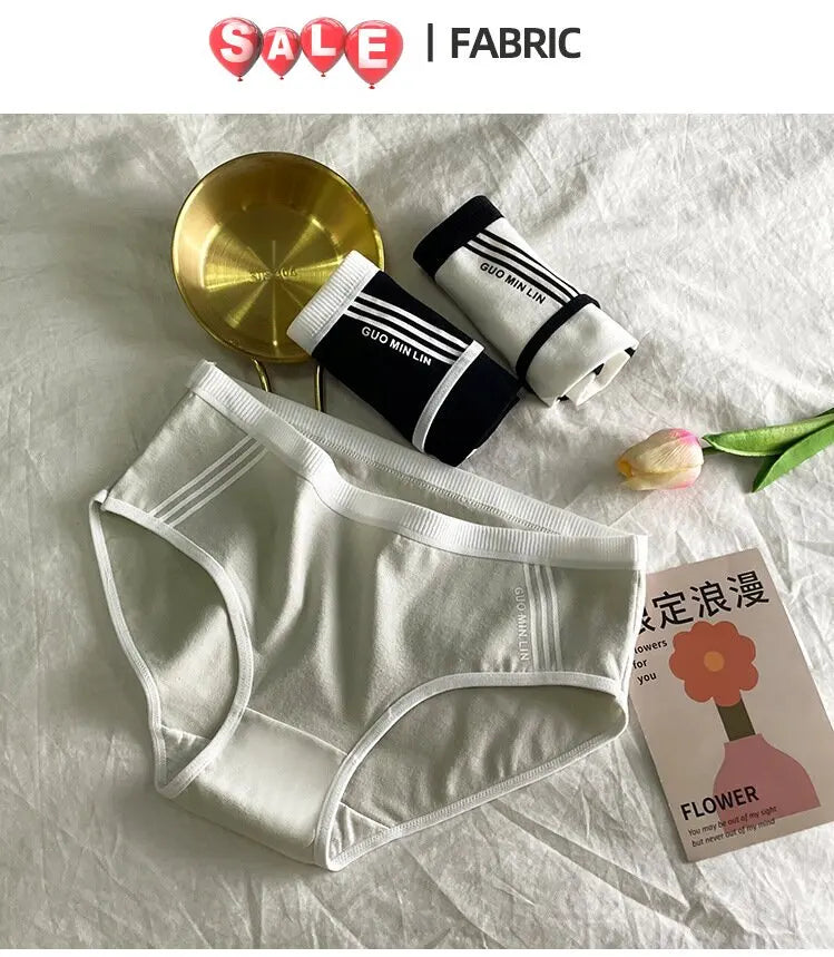 Amoura Elegance 3-Piece Set: Women's Breathable Cotton Mid-Waist Panties – Solid Color, Soft & Sexy Triangle Lingerie