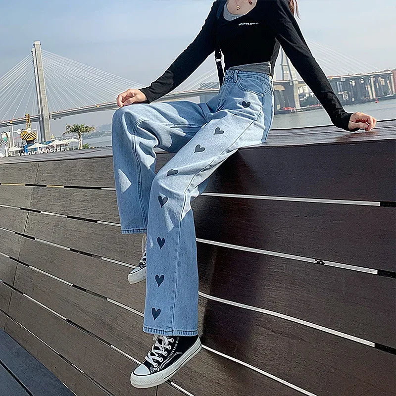 Amoura Elegance High-Waisted Loose-Fit Bell Bottom Jeans - Trendy, Slimming Denim Trousers for Women | Perfect for Spring & Autumn