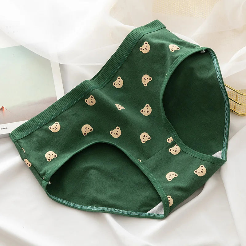 Stylish cartoon-printed knickers in green and white .Fun, stylish green and white knickers with breathable fabric, cartoon prints.