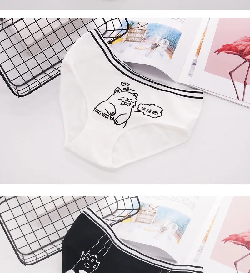 Amoura Elegance's Cotton knicker with cute cat design with comfort and softness