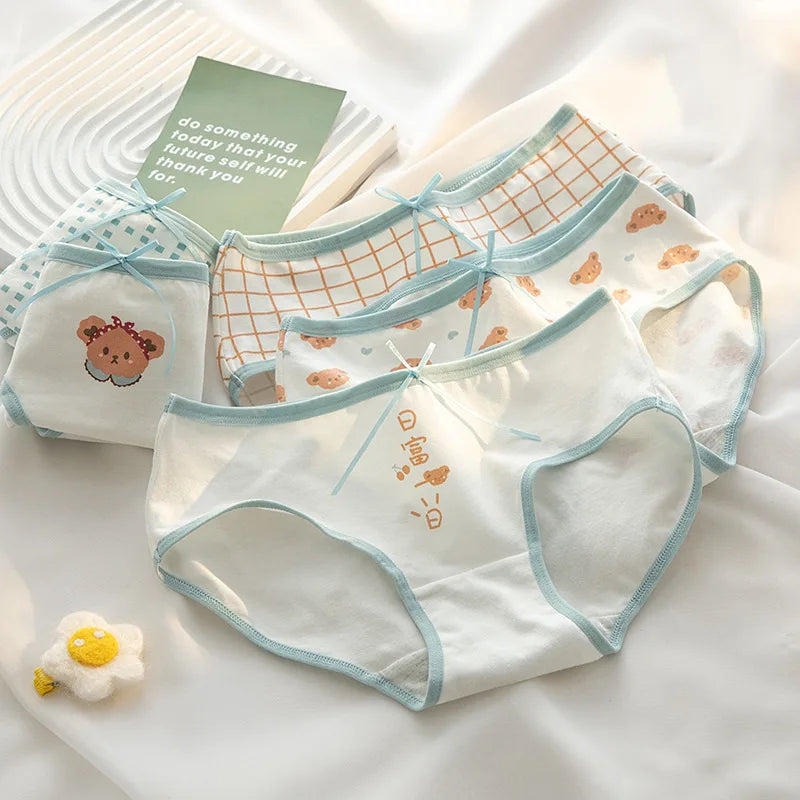 Amoura Elegance 5PCS Cute Bear Mid Waist Briefs – Women’s Cotton Underwear