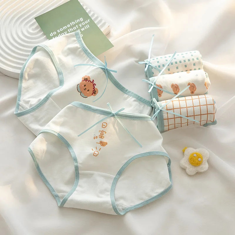 Amoura Elegance 5PCS Cute Bear Mid Waist Briefs – Women’s Cotton Underwear