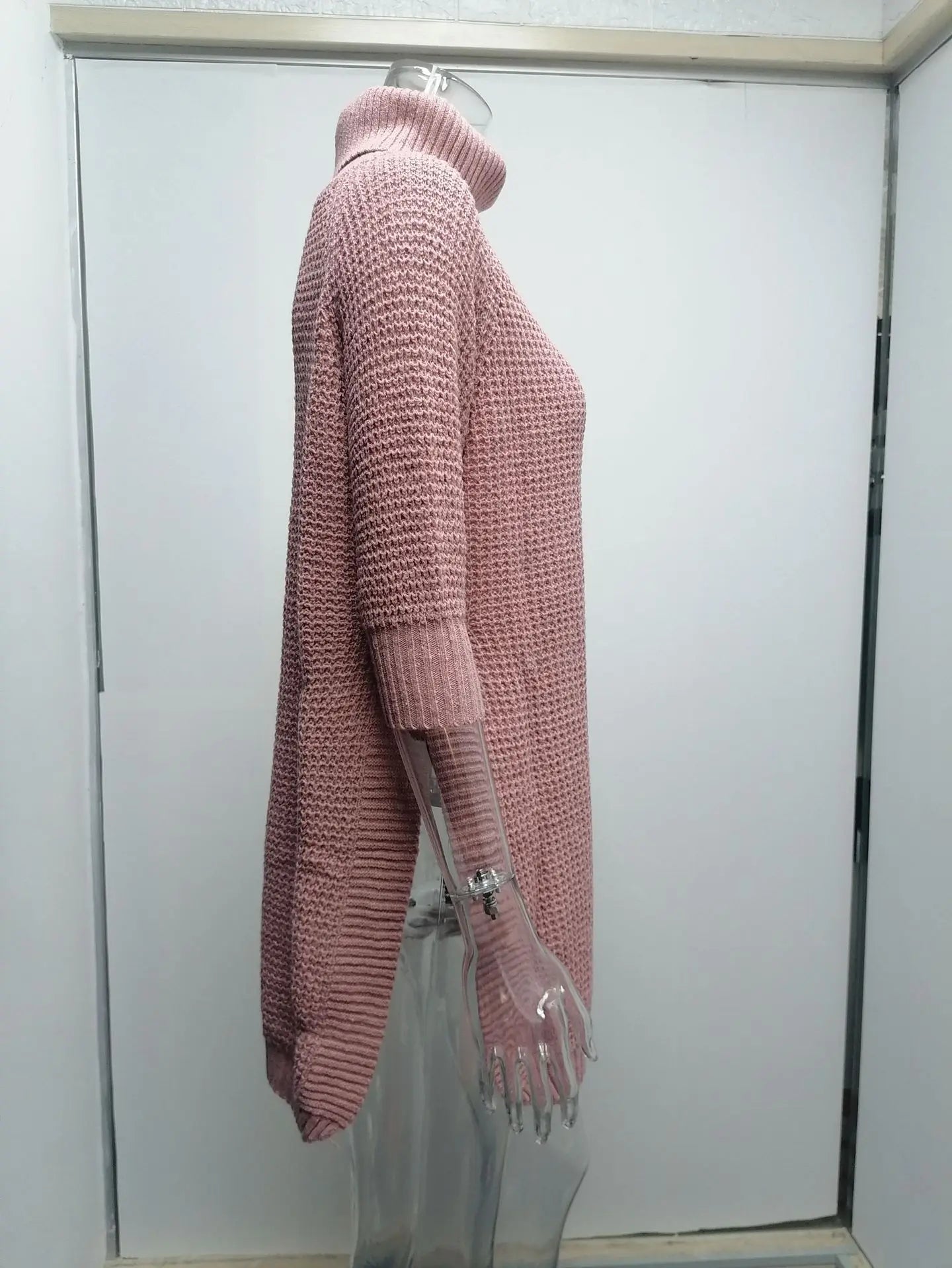 "Amoura Elegance Women's  Autumn Winter Turtleneck Sweater – Casual European & American Knitwear for Stylish Comfort"